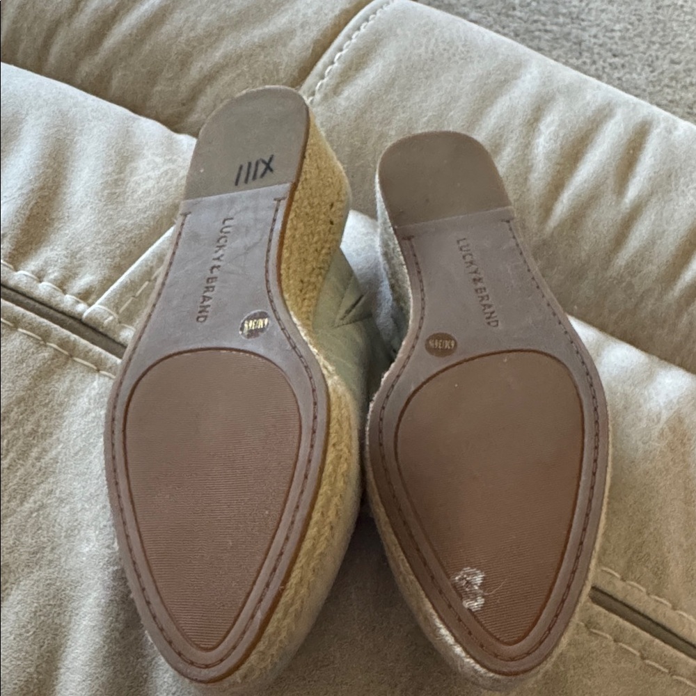 Lucky Brand Luciana Mule Light Blue Denim Swirl Shoes Size 6 NWOB Slip On - Picture 8 of 10